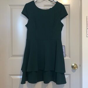 Hunter green above knee length dress. Size 15/16